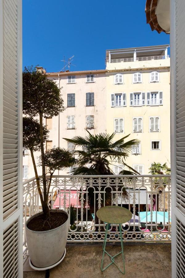 Les Suites R Bonaparte - Appartements De Standing Au Coeur De La Vieille Ville Pietonne 아작시오 외부 사진