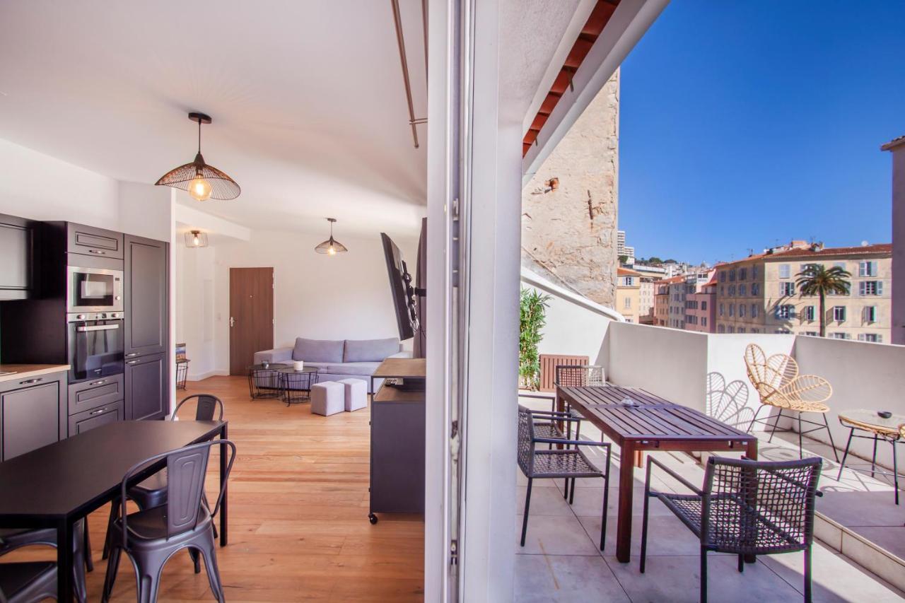 Les Suites R Bonaparte - Appartements De Standing Au Coeur De La Vieille Ville Pietonne 아작시오 외부 사진